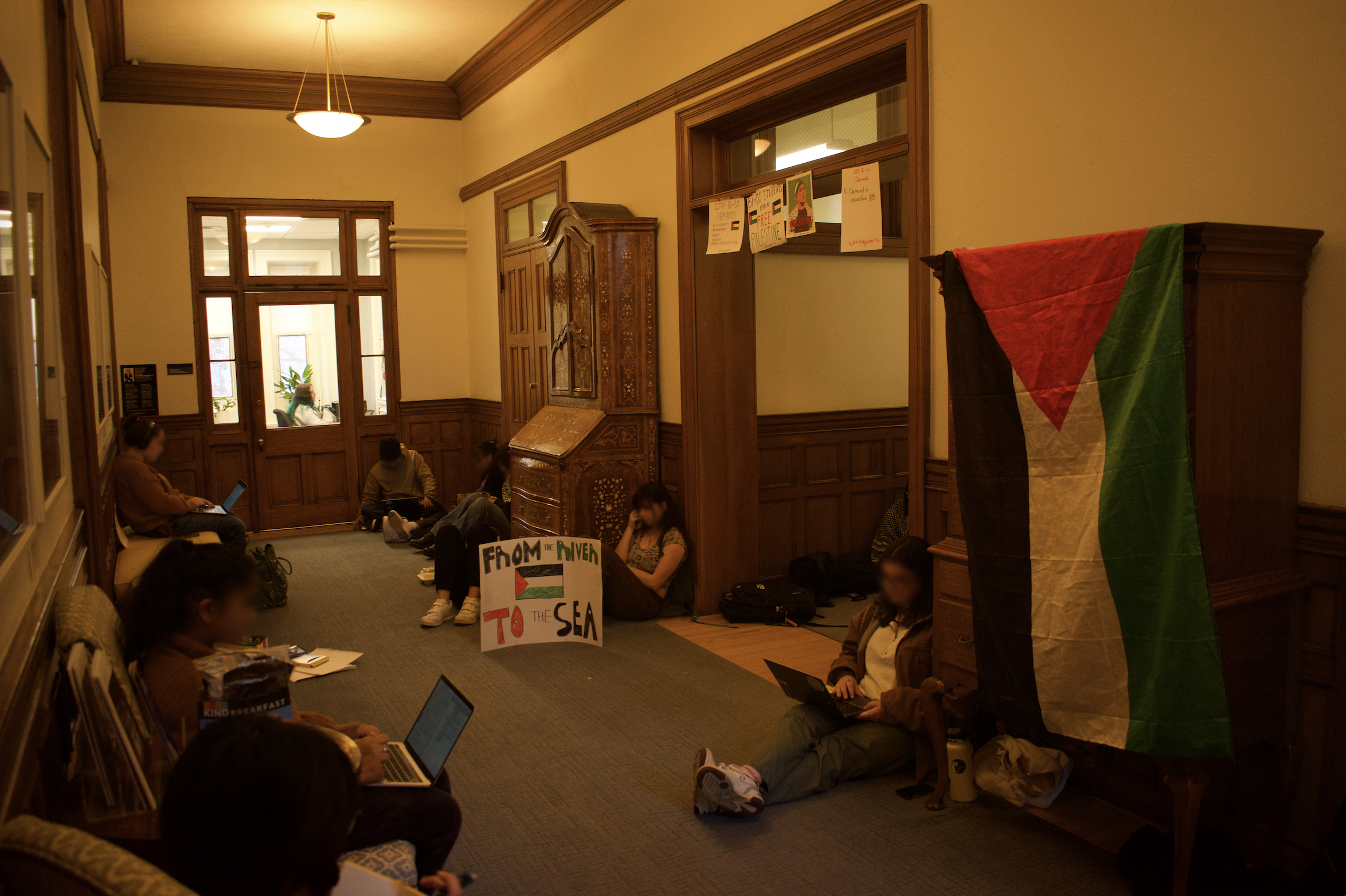 Bi-Co Student Activists Remain Resolute in their Demands, Disrupt Bryn Mawr’s Taylor Hall